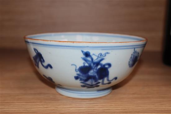 A Chinese Kangxi period blue and white bowl diameter 16cm